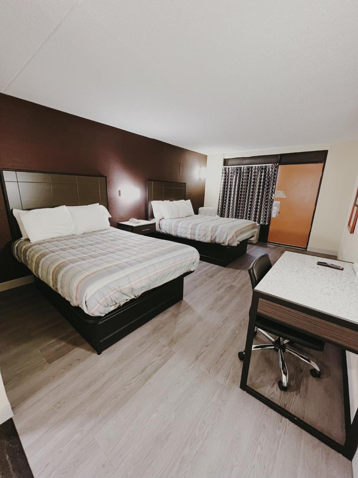 Travel Inn New Castle Airport Экстерьер фото